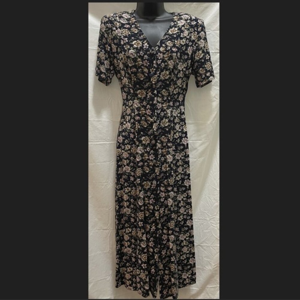 Floral maxi dress in delicate print